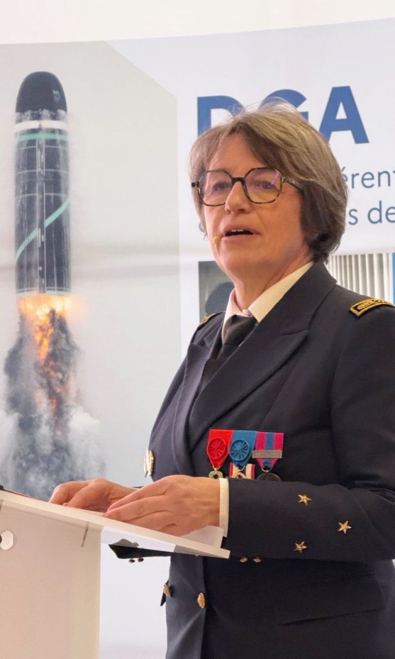 Bilan 2024 DGA Essais de Missiles et vux, marquent le dpart de Corinne Lopez aprs 5 ans  la tte du centre. Olivier Borde prend la relve avec des dfis importants pour 2025